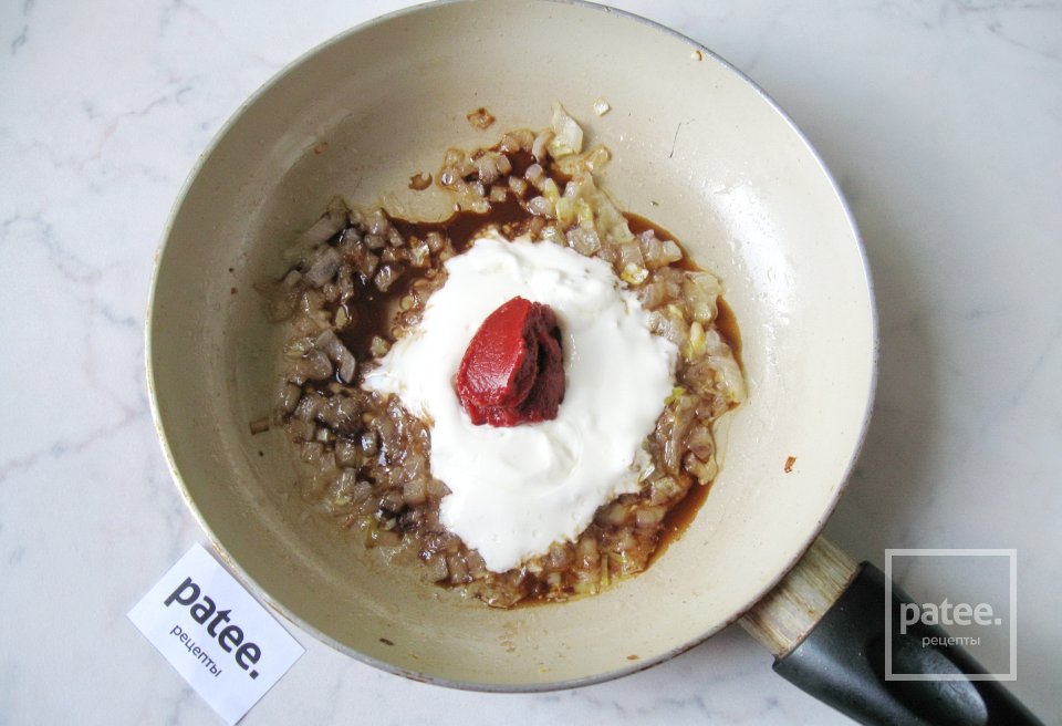 Куриная грудка в сырном соусе с молодым картофелем - Шаг 8