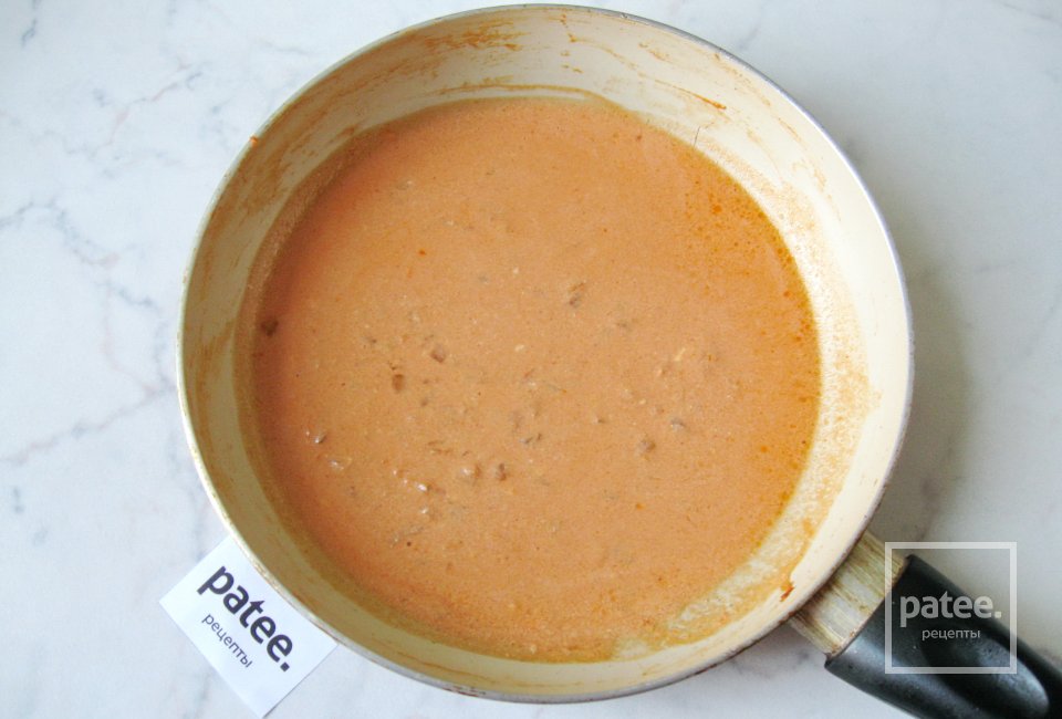 Куриная грудка в сырном соусе с молодым картофелем - Шаг 10