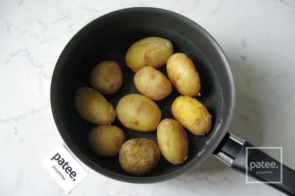 Куриная грудка в сырном соусе с молодым картофелем - Шаг 14