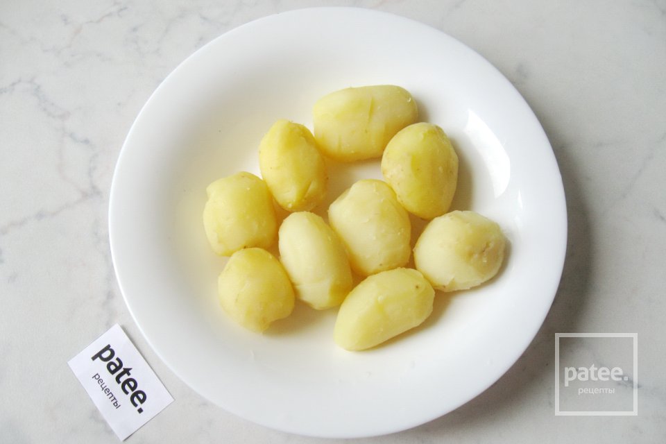 Куриная грудка в сырном соусе с молодым картофелем - Шаг 15