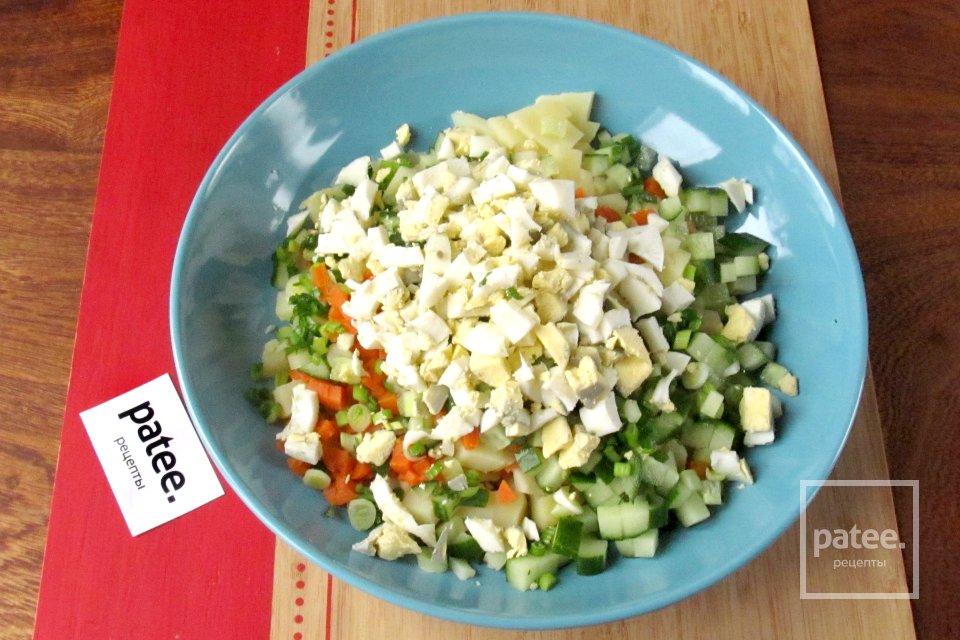 Салат с красной рыбой и икрой - Шаг 7