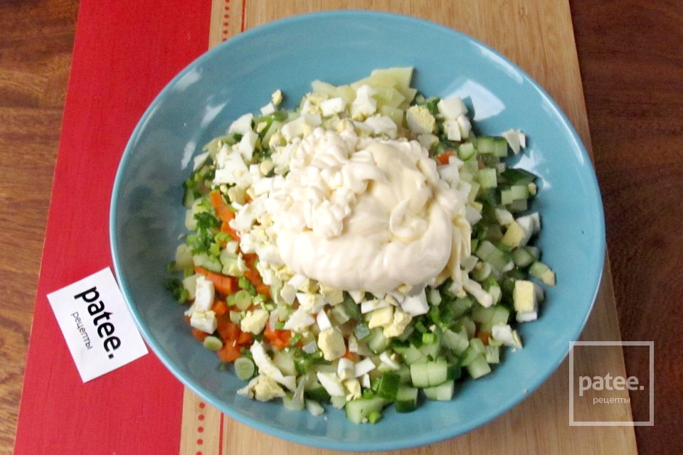 Салат с красной рыбой и икрой - Шаг 8