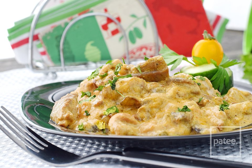 Бефстроганов из свинины - Шаг 12