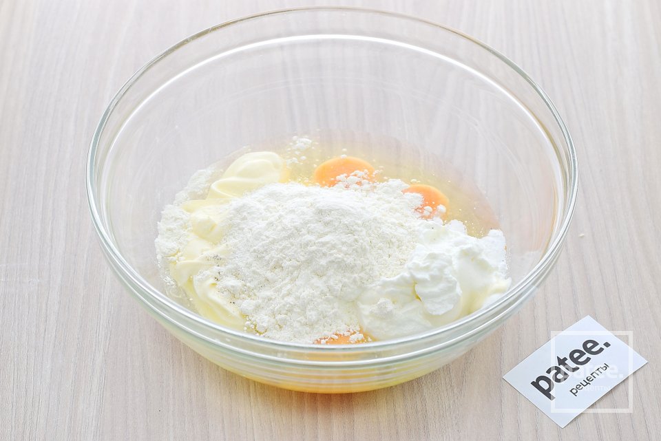 Капустный заливной пирог на майонезе - Шаг 12