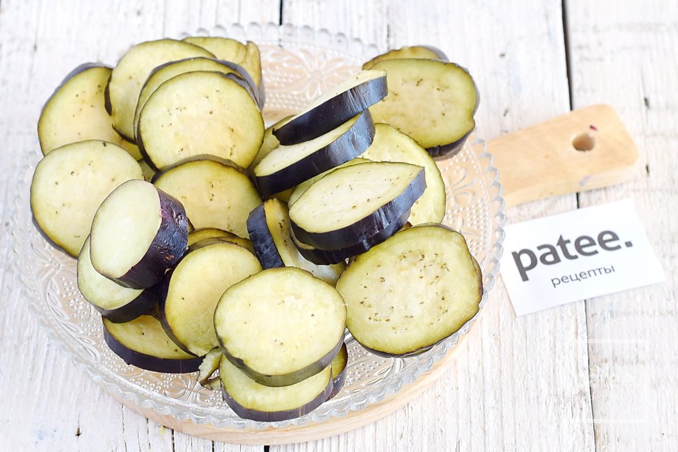 Баклажанная икра с грибами - Шаг 2