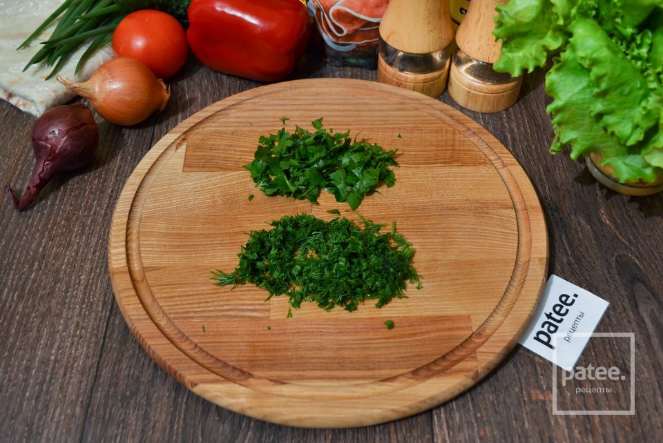 Шаурма с курицей и овощами - Шаг 11