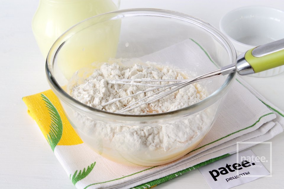 Блины на сыворотке с зеленью и семенами льна - Шаг 6