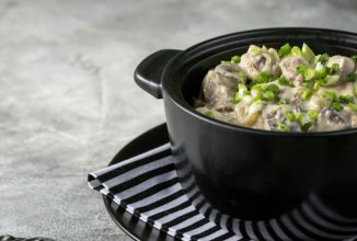 печень по-строгановски