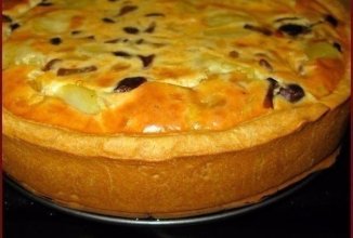 Пирог с картошкой и грибами