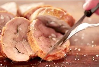 Запечённые окорока индюшки