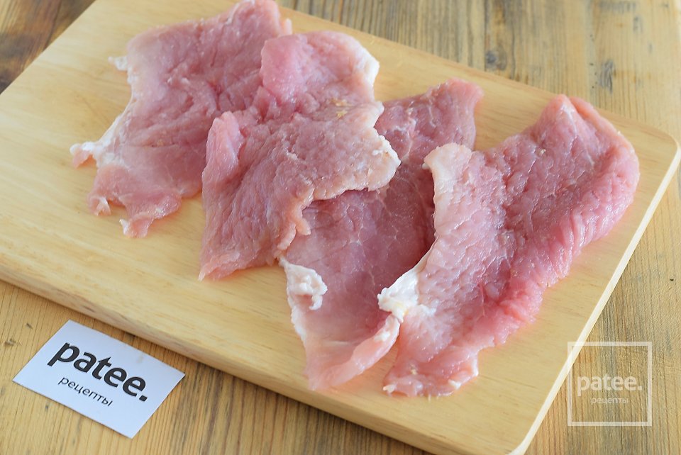 Свиные отбивные в хлебной панировке - Шаг 3