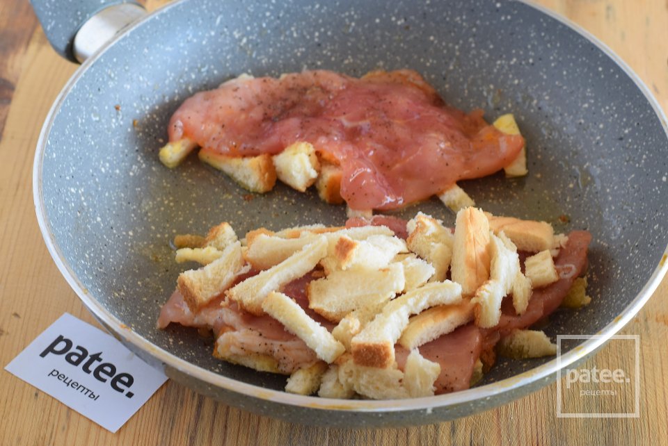 Свиные отбивные в хлебной панировке - Шаг 11