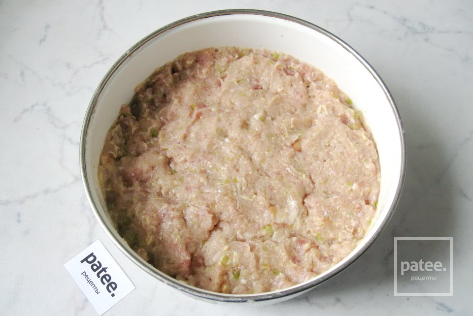 Котлеты из свинины с кабачком и сыром - Шаг 7