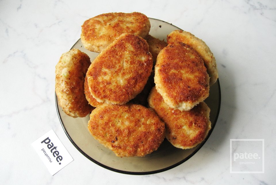 Котлеты из свинины с кабачком и сыром - Шаг 11