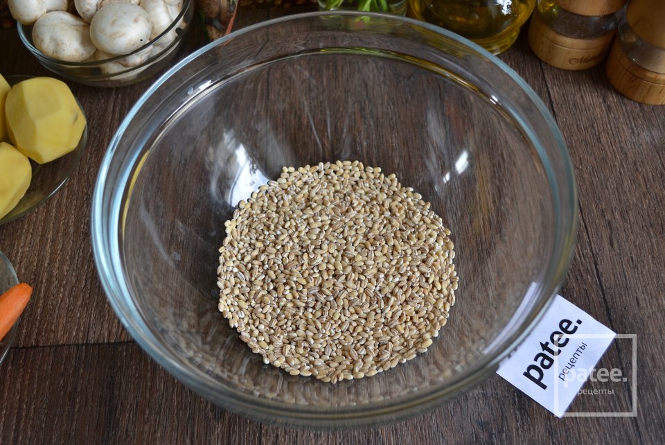 Грибной суп с перловой крупой - Шаг 2