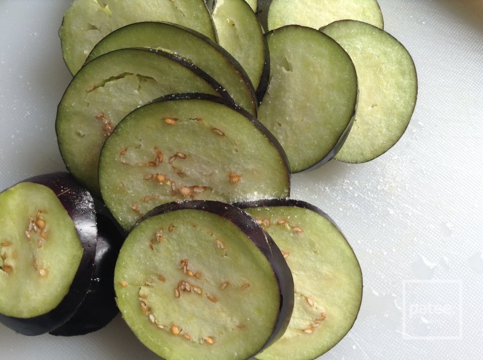 Запечённый с овощами сыр Фета "Cyprus - style" - Шаг 2