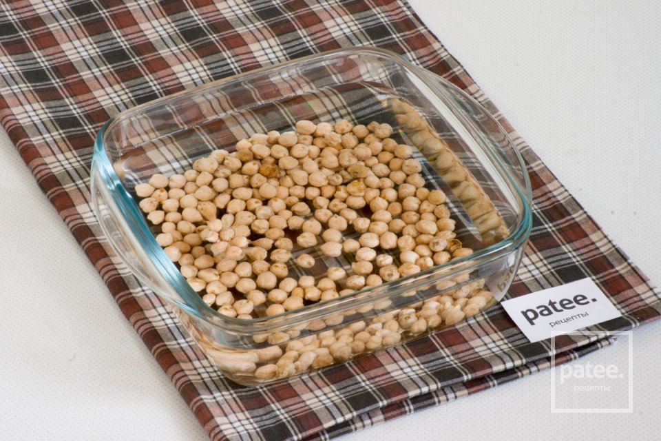 Картофель тушеный с томатом и отварным нутом - Шаг 2