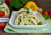 Рулет из лаваша с шампиньонами и сыром