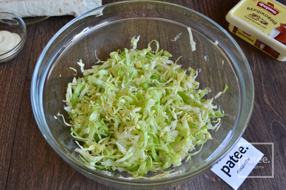 Рулет из лаваша с шампиньонами и сыром - Шаг 6