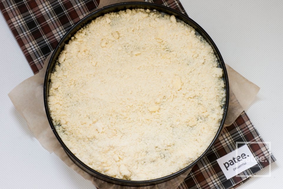 Пирог с маком, творогом и манной крупой - Шаг 10