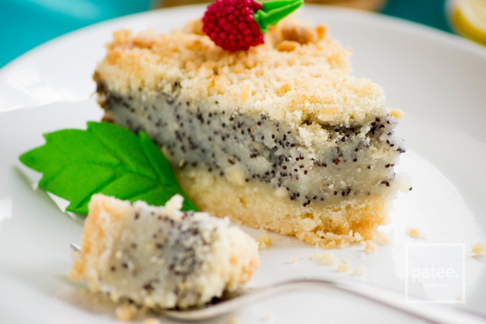 Пирог с маком, творогом и манной крупой - Шаг 13