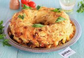 Макаронная запеканка с вялеными томатами и моцареллой