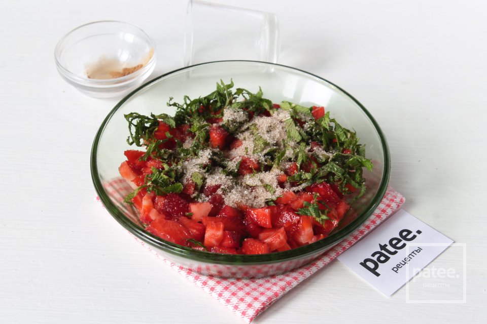 Овсяные вафли с клубничной сальсой - Шаг 11