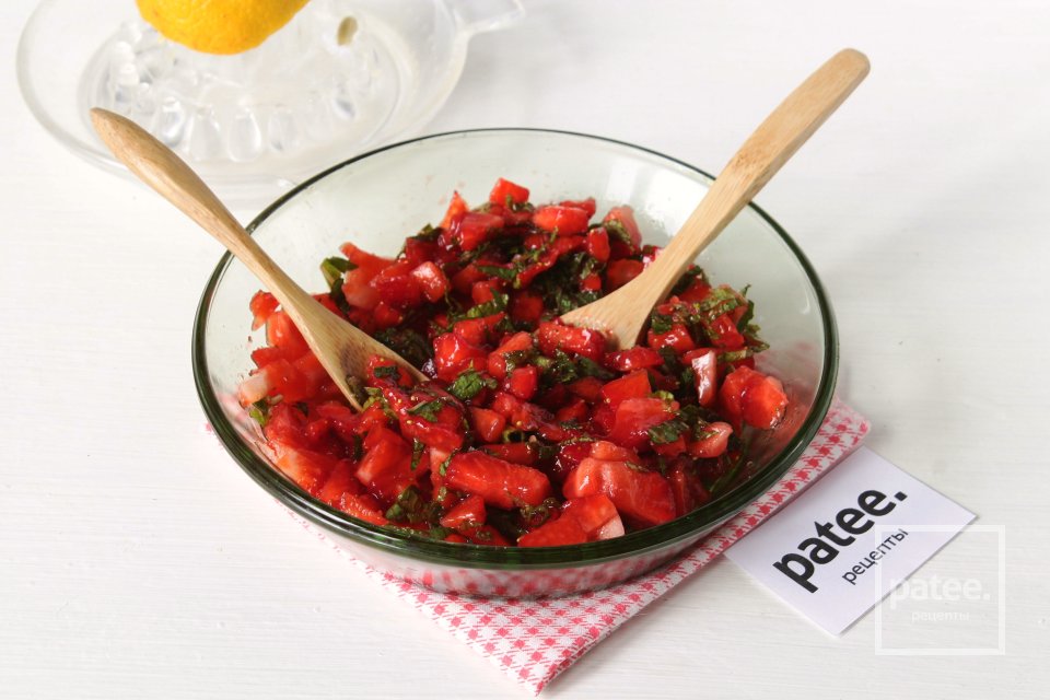 Овсяные вафли с клубничной сальсой - Шаг 12