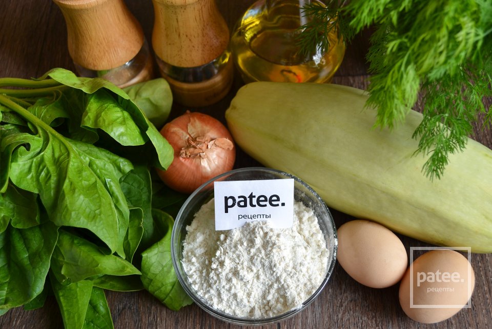 Кабачковые оладьи со шпинатом и укропом - Шаг 1