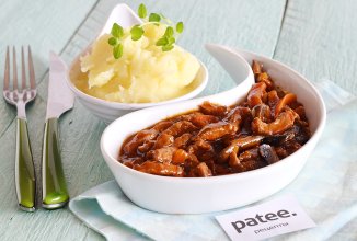 Свинина в томатно-соевом соусе с шампиньонами