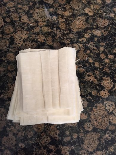 Корзинки из теста фило с кремом и ягодами - Шаг 2