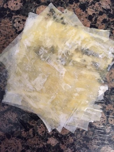 Корзинки из теста фило с кремом и ягодами - Шаг 3