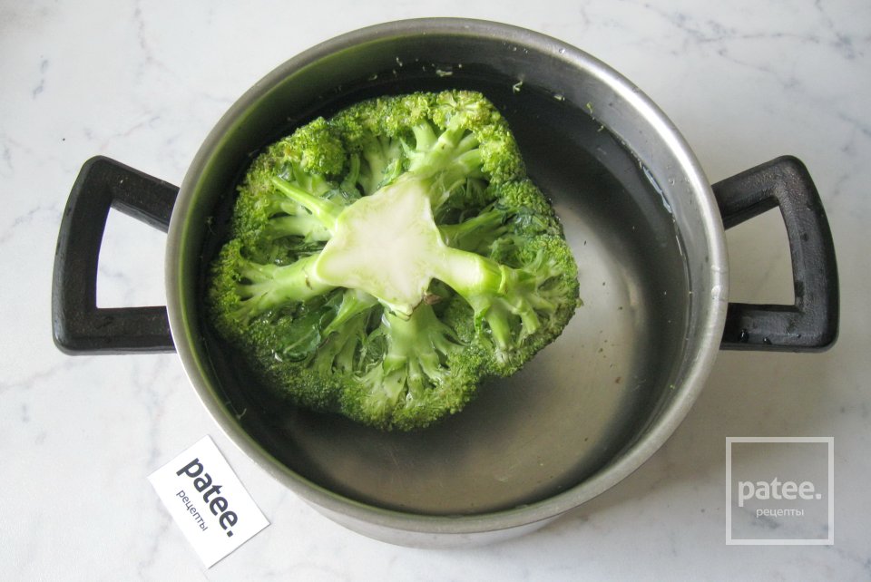 Кабачковые оладьи с брокколи и сыром - Шаг 2