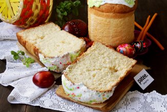 Пасхальный кулич на кислом молоке