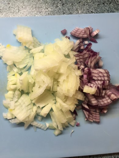 Сливочный суп с семгой 🐟 - Шаг 1