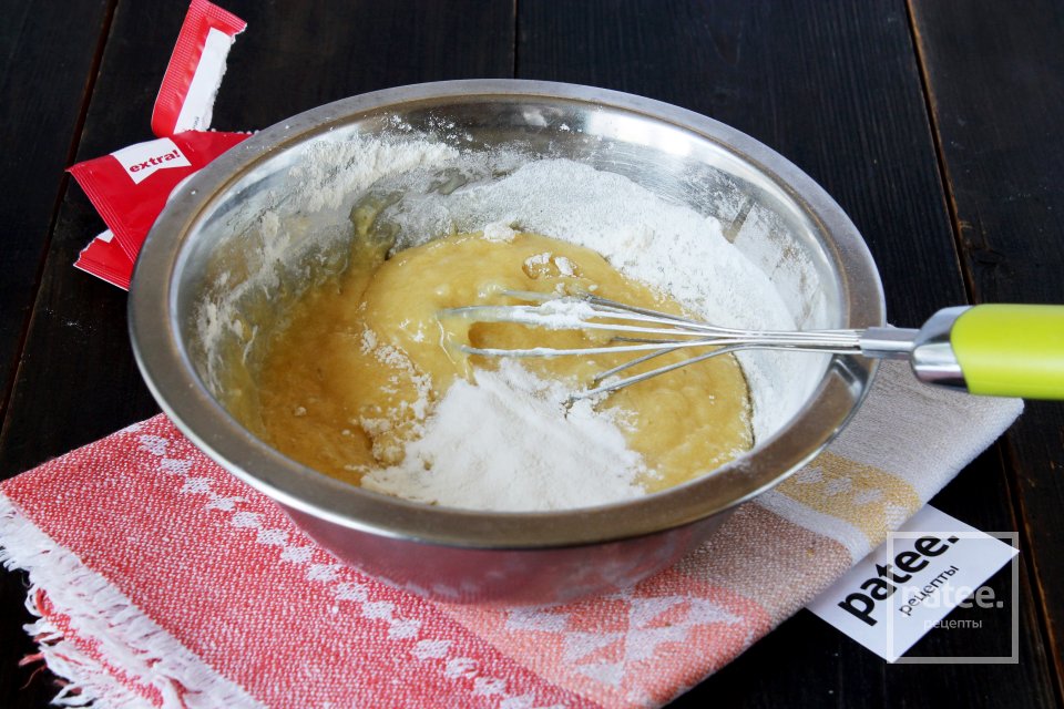 Галета с яблоками и клубникой - Шаг 7