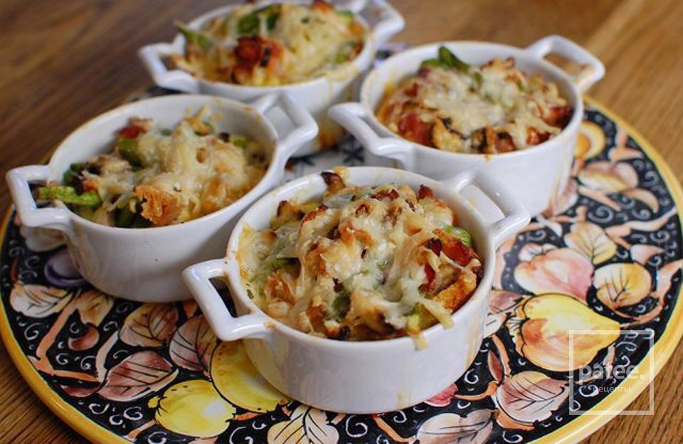 Спаржа с грибами под сырной корочкой - Шаг 1