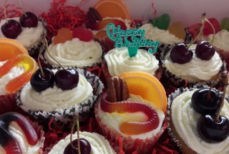 Апельсиновые капкейки с крем-чизом