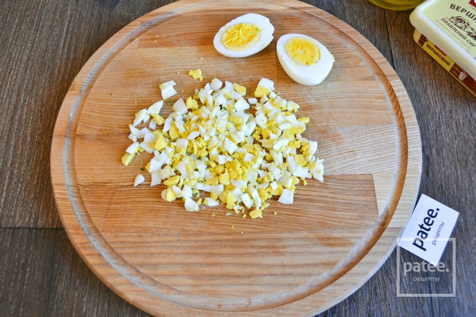 Закусочные рулетики из кабачков с начинкой из авокадо и сыра - Шаг 7