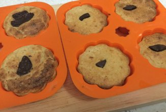 Диетические творожные булочки с горьким шоколадом