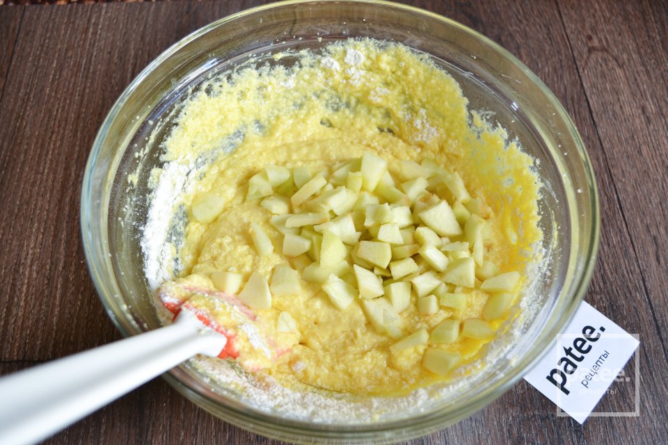 Яблочные маффины с овсяным штрейзелем - Шаг 8