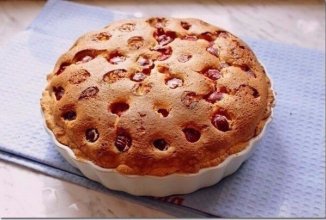 Красивый творожный пирог с вишней