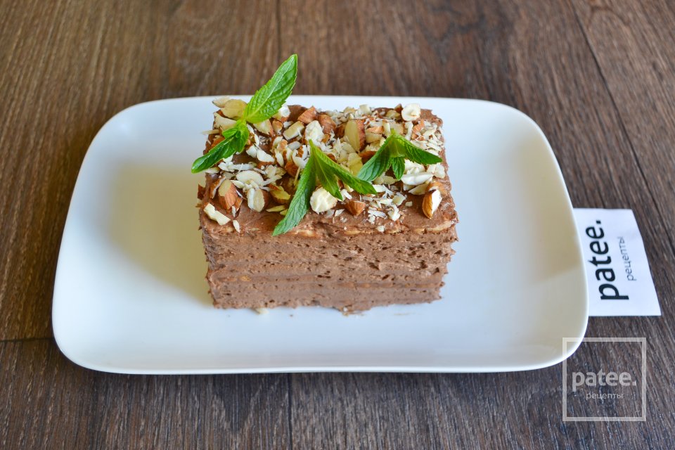 Десерт из печенья с шоколадным кремом и миндалем - Шаг 13