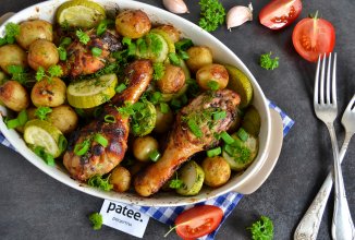 Куриные голени с картошкой в духовке