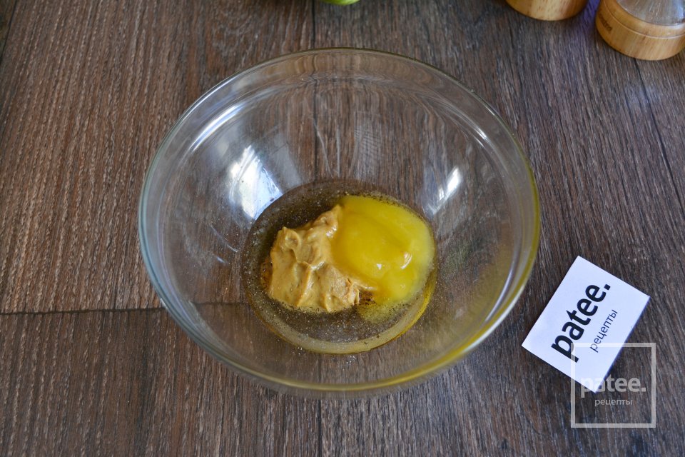 Куриные голени с картошкой в духовке - Шаг 6