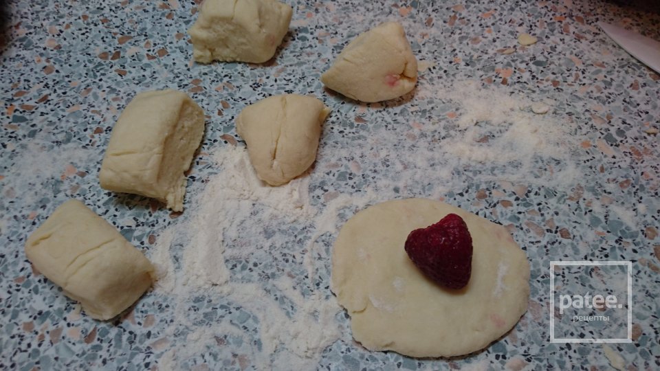 Ленивые вареники с клубникой 🍓 - Шаг 2