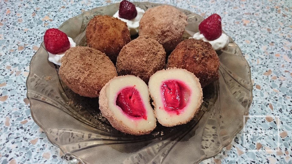 Ленивые вареники с клубникой 🍓 - Шаг 6