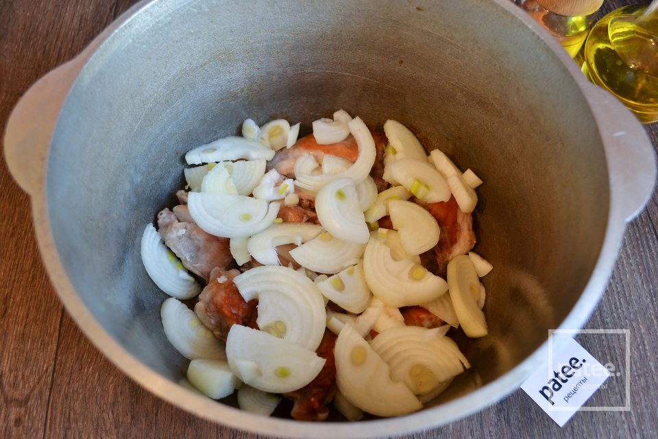 Кролик тушеный с картофелем и болгарским перцем - Шаг 4