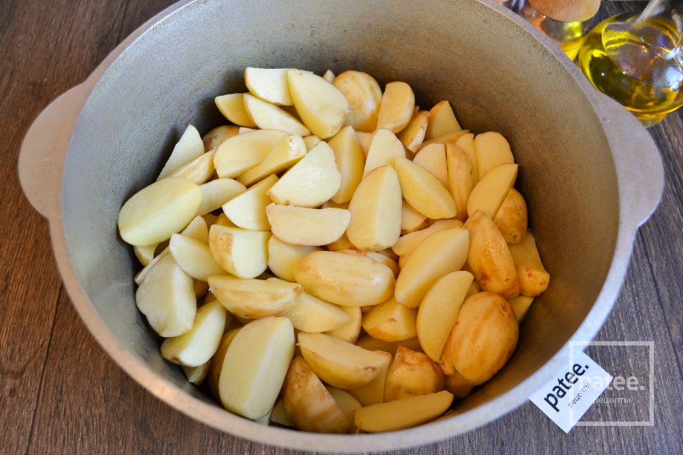 Кролик тушеный с картофелем и болгарским перцем - Шаг 10