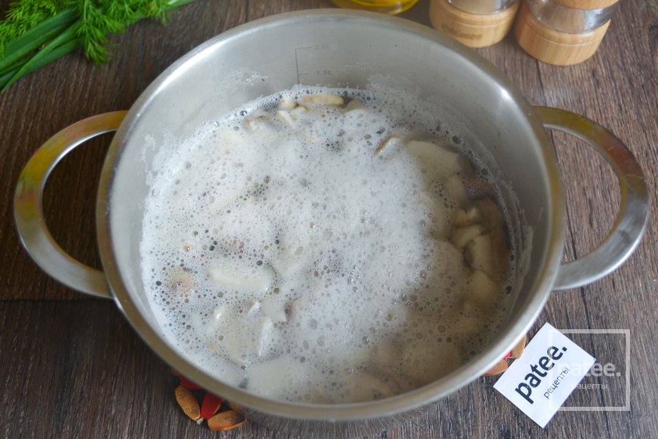 Суп с белыми грибами - Шаг 8